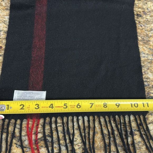 Cashmere Black And Red Rectangle Scarf With Fringe Trim - Picture 4 of 5